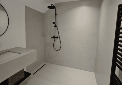 nico-pirenne-béton-ciré-salle-de-bains-douche-italienne