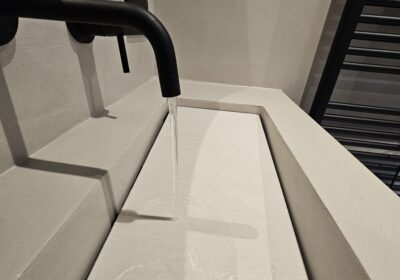 salle de bain béton mortex